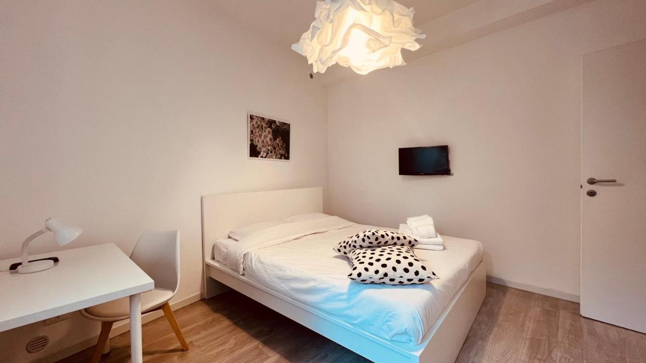 White House Lounge Supreme Apartment Udine Exterior photo